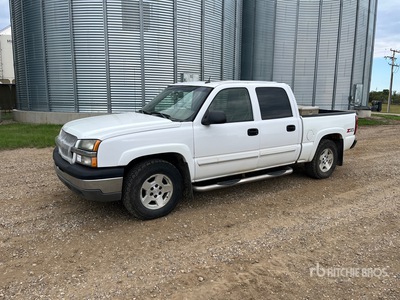 2005 Chevrolet Silverado 1500 Z71 4x4 Crew Cab Pickup