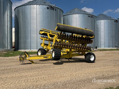 2015 Degelman Pro-Till 40 40 ft High-Speed Disc