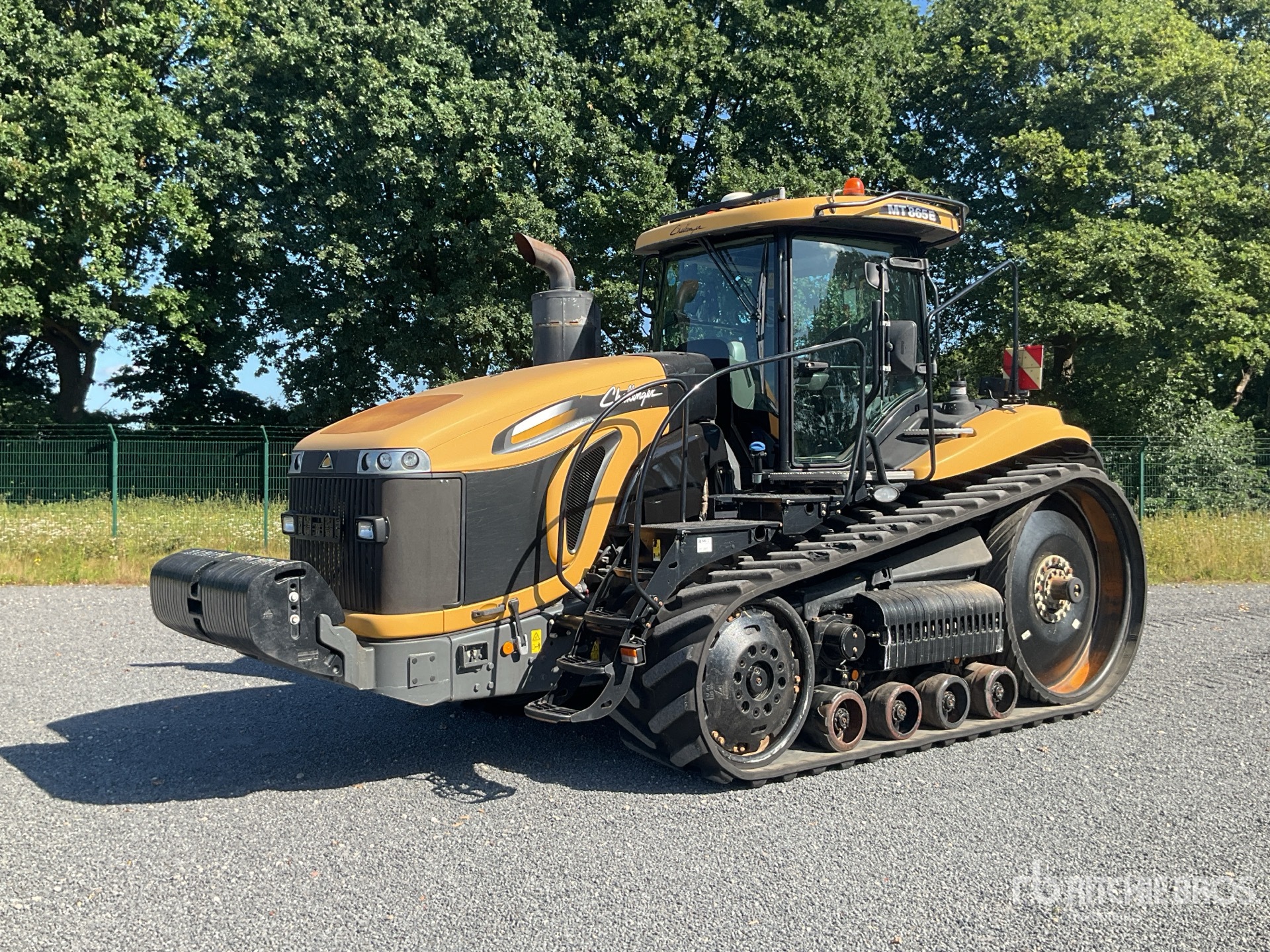 2014 Challenger MT865E Tractor de Cadenas