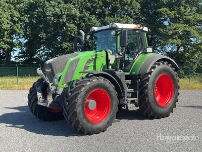 2020 Fendt 824 Vario Profi Plus 4WD Tractor