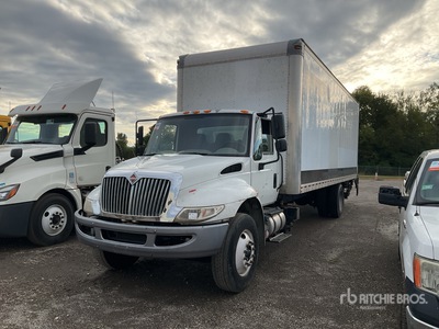 2018 International 4300 4x2 バントラック (Inoperable)