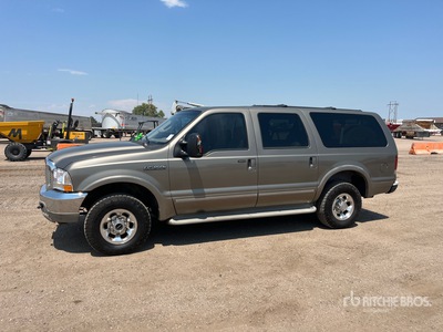 2004 Ford Excursion 4x4 を見 SUV