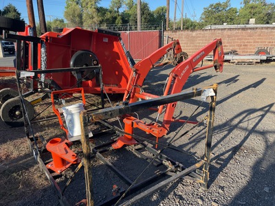 Kubota LA525 Front Loader Attachment