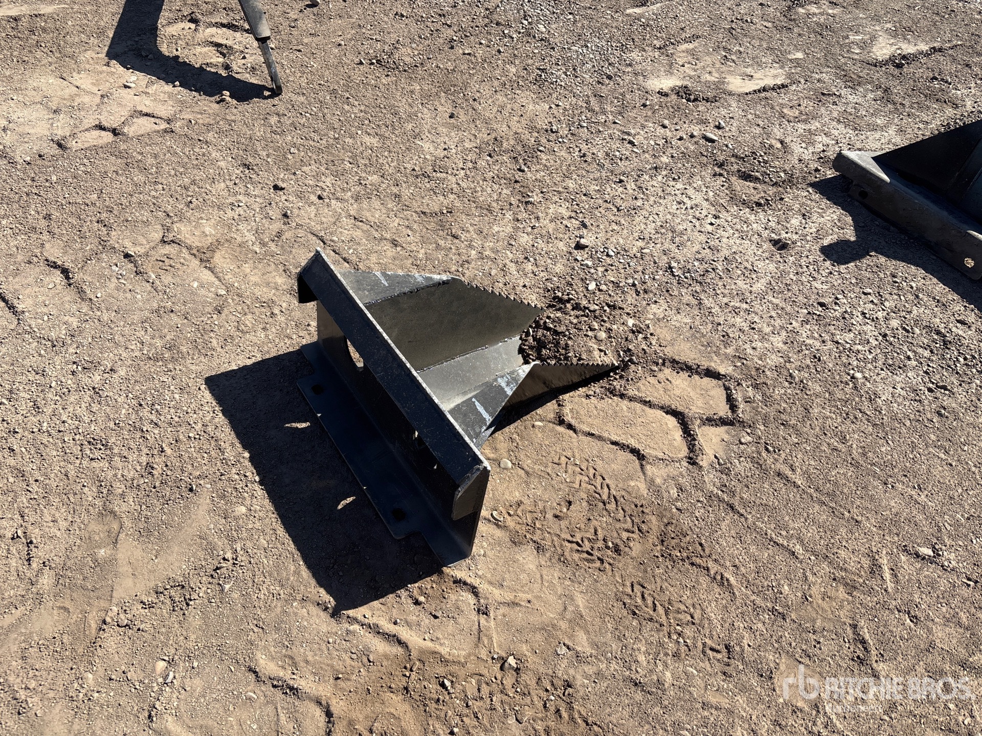 Mini Skid Steer Stump Bucket