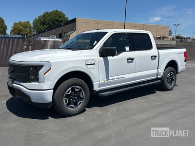 2022 Ford F150 Lightning XLT 4x4 Crew Cab Electric Ophalen