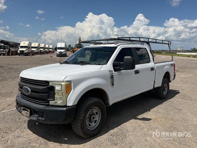 2017 Ford F-250 XL 4x4 Crew Cab Pickup