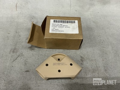 (155) Foster-Miller 0903232003-1 Corner Fittings