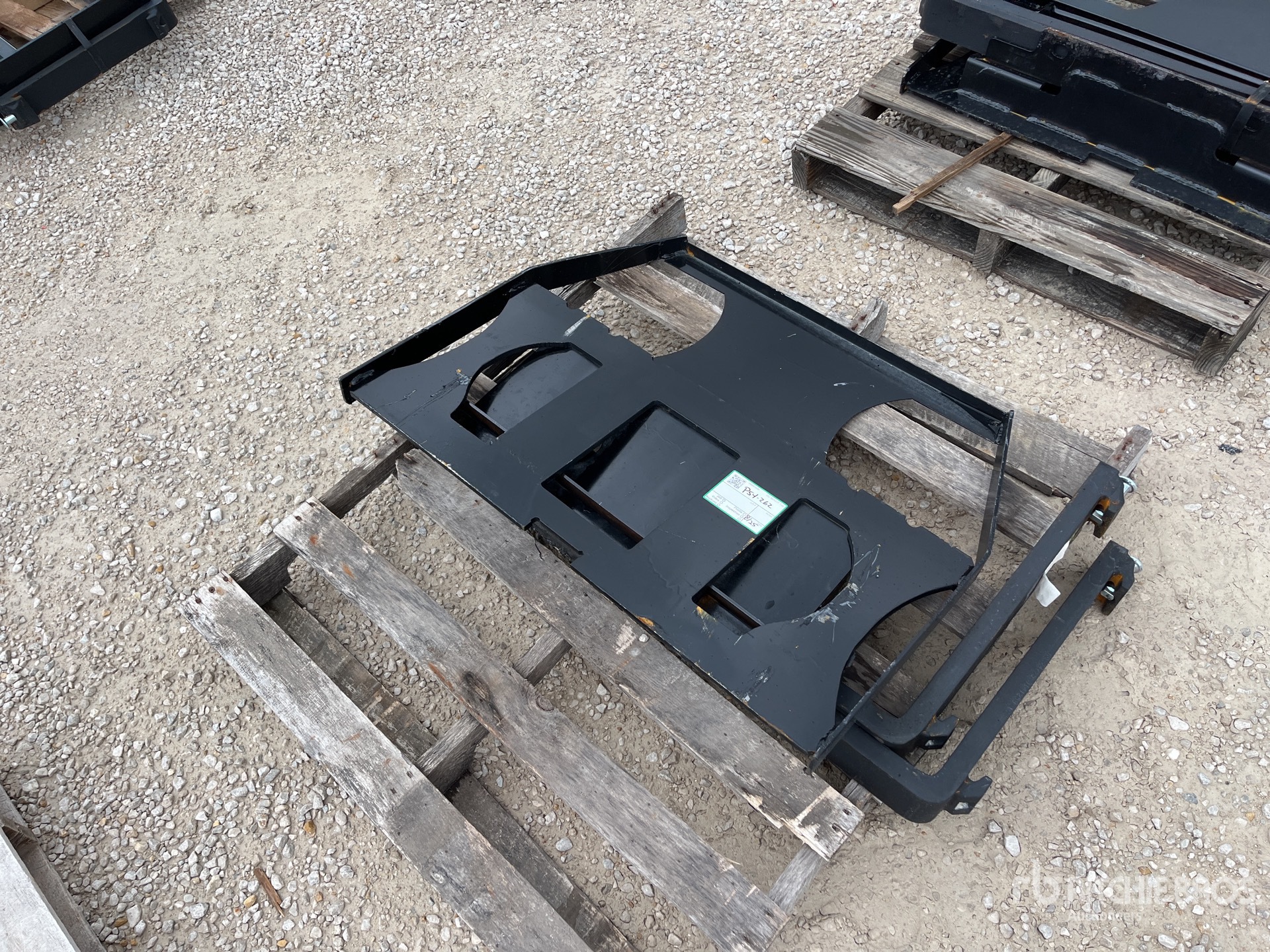 2025 Kit  Containers Skid Steer Forks