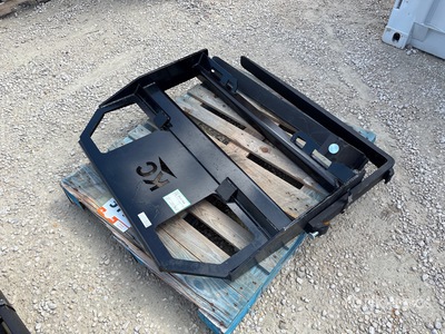 2025 Kit Containers 46 in Skid Steer Forks