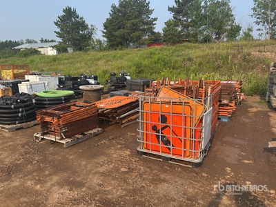 Quantity of (15) Pallets of Construction Road Signs