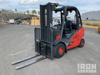 2017 Linde H35T-02 7700 lb Cushion Tire Forklift