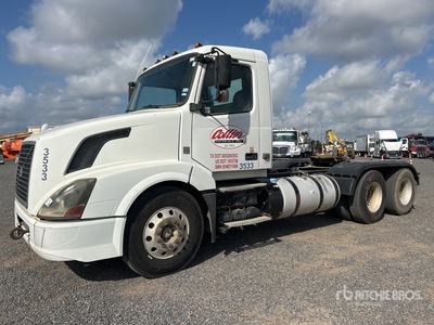 2017 Volvo VNL 6x4 T/A Day Cab Truck Tractor