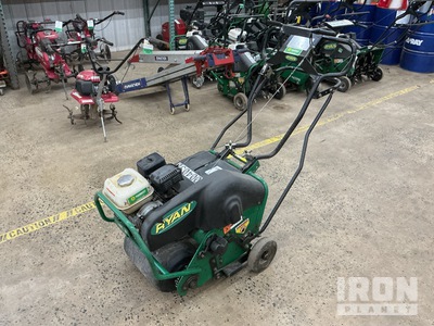 2016 Ryan Lawnaire IV Walk-Behind Aerator
