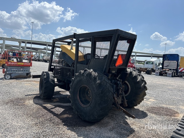 New Holland TS110 4WD Tractor (Inoperable) | Ritchie Bros. Auctioneers