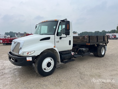 2007 International 4400 Delux 4x2 Flatbed Dump Truck