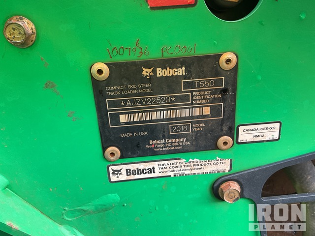 MINI CARGADOR SOBRE ORUGAS 2018 BOBCAT T550