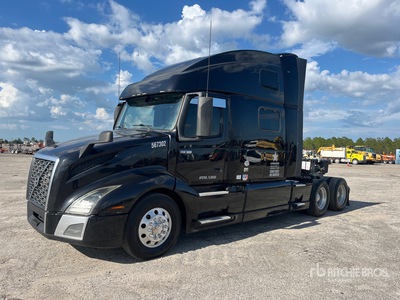 2019 Volvo VNL 6x4 Ciągnik siodłowy T/A z kabiną sypialną