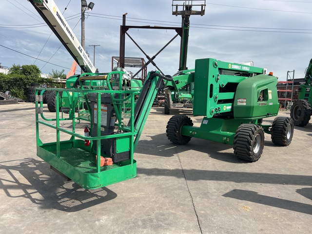2016 JLG 450AJ 4WD Diesel Articulating Boom Lift