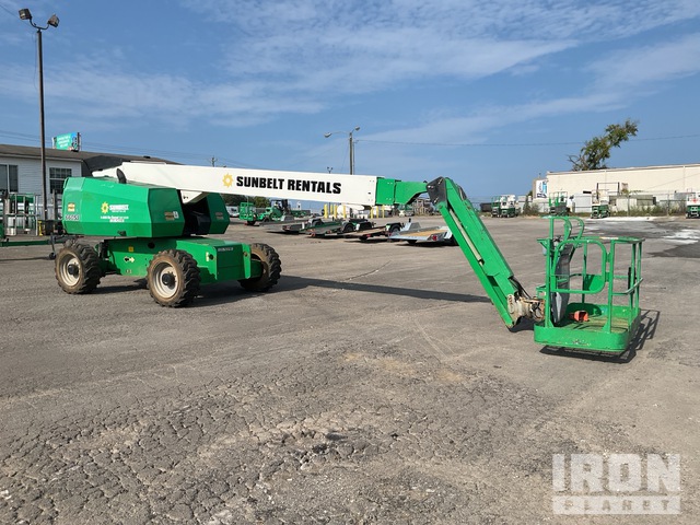 ELEVADOR TELESCóPICO 2016 JLG 4WD 660SJ