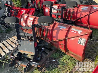 Boss 8 ft 6 in 2 Way Schneepflug