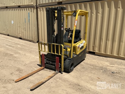 Hyster J40XNT Electric Forklift
