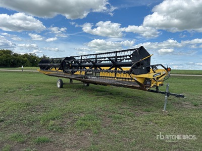 2003 New Holland 94C 36 ft Draper Combine Header