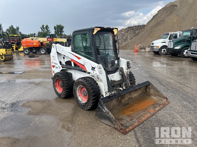 MINI CARGADOR SOBRE RUEDAS 2017 BOBCAT S630