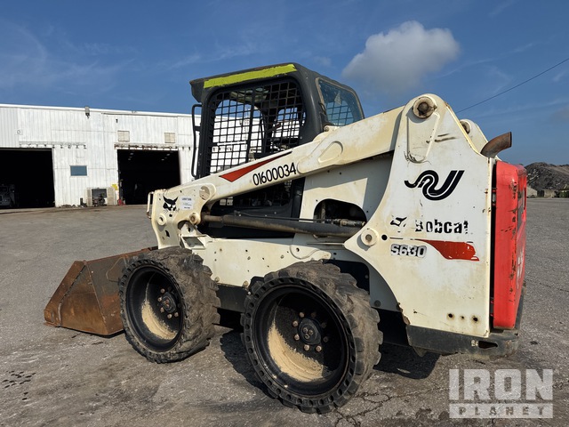 MINI CARGADOR SOBRE RUEDAS 2017 BOBCAT S630