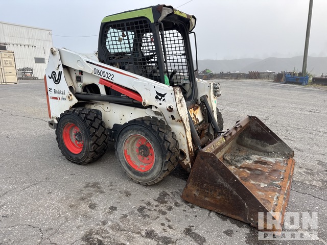 MINI CARGADOR SOBRE RUEDAS 2015 BOBCAT S630