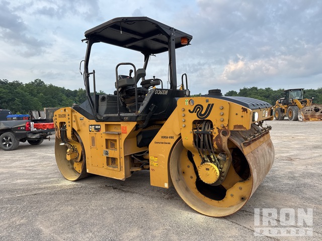 COMPACTADOR 2012 CATERPILLAR CB54B