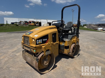 2016 Cat CB24B Rodillo Tándem