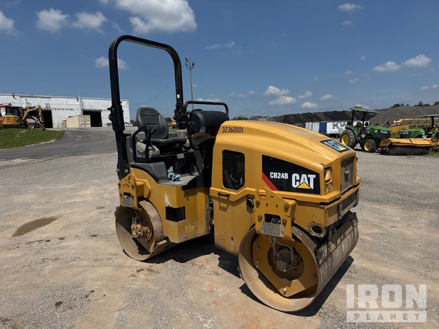 COMPACTADOR 2016 CATERPILLAR CB24B
