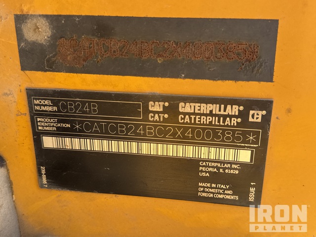 COMPACTADOR 2016 CATERPILLAR CB24B