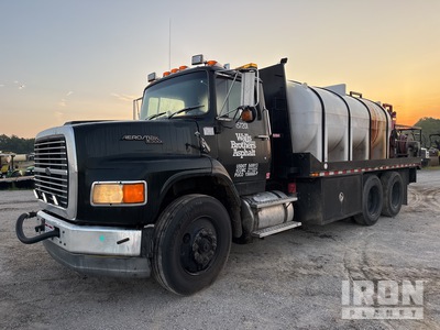 1989 Ford L9000 Aeromax 2350 gal 6x4 day cab Ciężarówka na wodę
