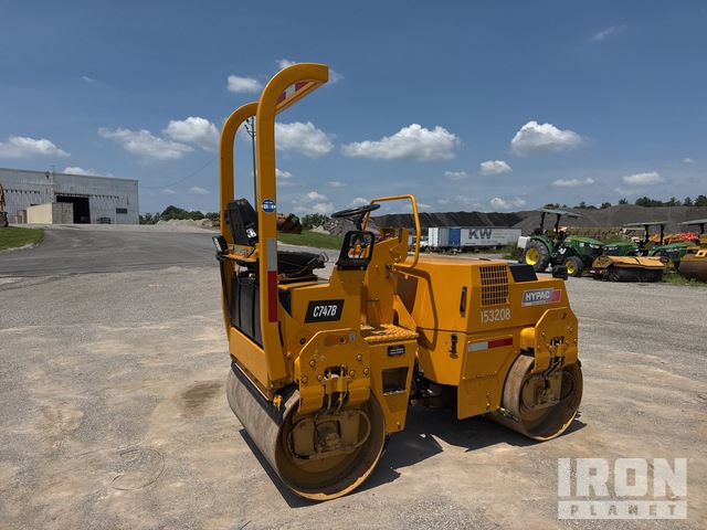 COMPACTADOR 2000 HYPAC C747B