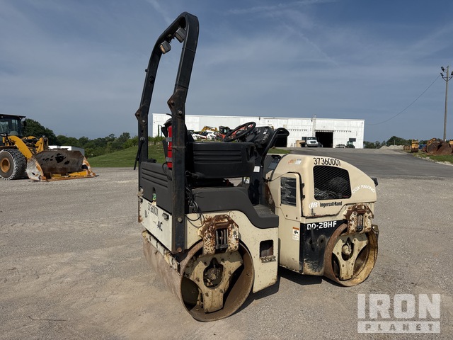 COMPACTADOR 2004 INGERSOLL RAND DD28HF