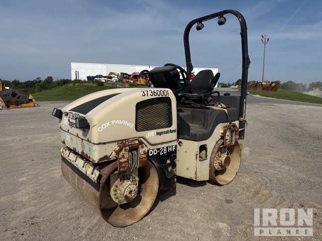 COMPACTADOR 2004 INGERSOLL RAND DD28HF