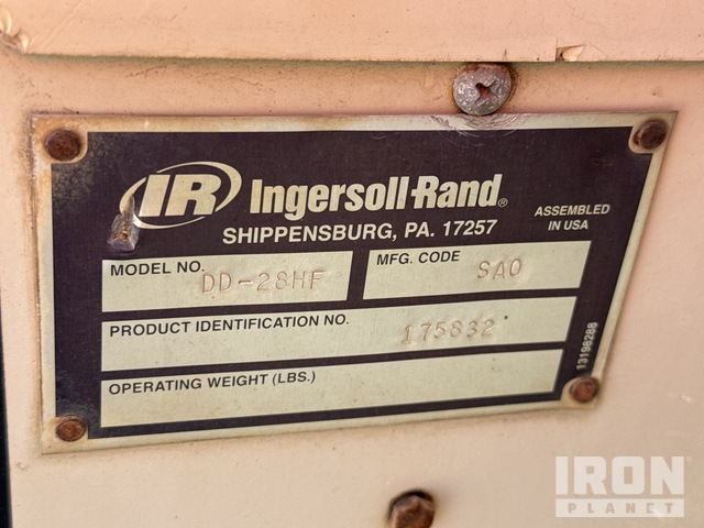 COMPACTADOR 2004 INGERSOLL RAND DD28HF