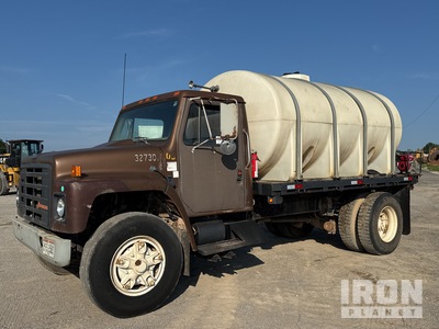 1987 International INT'L #3 WATER TRUCK 2635 gal 4x2 regular cab Water Truck