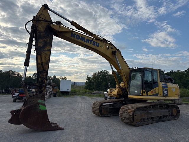 2018 Komatsu PC360LCi-11