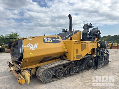 2019 Cat AP1055F Track Asphalt Paver