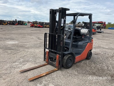 Toyota 50-8FGU15 2750 lb Forklift