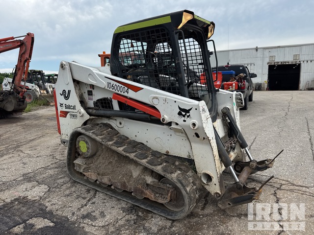 MINI CARGADOR SOBRE ORUGAS 2017 BOBCAT T630