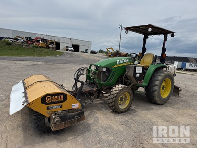2012 John Deere 4320 Broom Tractor