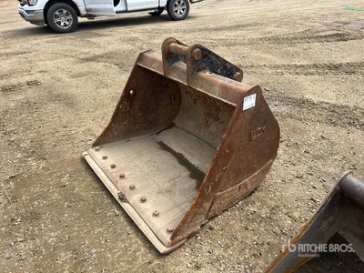 2021 Cat Tracked Excavator
