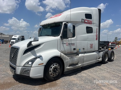 2020 Volvo VNL760 6x4 Sleeper Truck Tractor