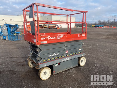 2016 Skyjack SJIII 4632 Electric Scissor Lift