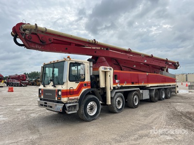 2003 Schwing 2525H-6 90 ft on 2004 Mack MR688s 12x6 Camion pompe à béton