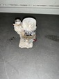 Picture, Left Front Corner