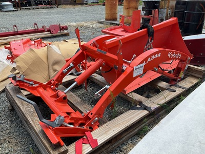 Kubota LA344S Front Loader Attachment